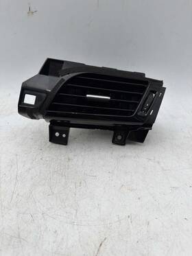 Eb475212100 Nissan 21-25 Rogue Right Pass Front Dash Hvac Ac Air Vent Grille With Trim Oem