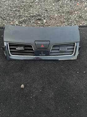 Pg05 Nissan Lg25 Air Cond./heater Vents Altima 14
