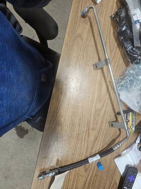 D9013-4018 Paccar Kenworth Condenser To Receiver Drier Hose Replacement