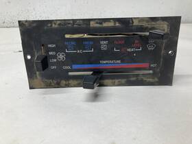 18-03540 Peterbilt 1987-1995 377 Heater A/c Temperature Controls - Used P/n 1803540