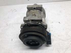 F69-1015-1111 Peterbilt 579 Air Conditioner Compressor - Used P/n F6910151111