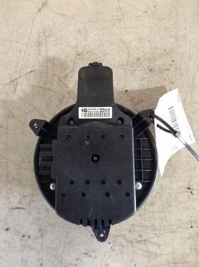 W205701000 Peterbilt Paccar 579 Kenworth T680 Blower Motor Front 7478