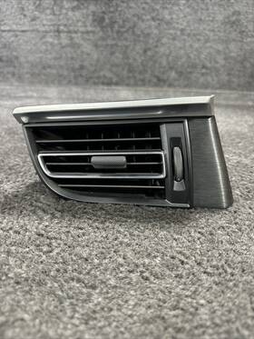 95b819701j Porsche 2020 Macan Gts Front Dash Ac Air Vent With Wood Trim Oem Black