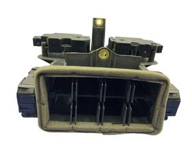 9j1819110 Porsche 2020 - 2024 Taycan 9j1 Oem Front Center Dash Panel Air Vent Duct