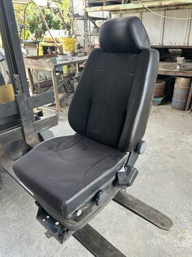 59565 Seat Be-ge Bus Drivers Seat. Air Ride- Electronic Controls. Operational-pre Owned