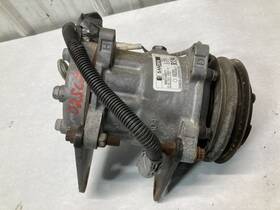 00821408271 Sterling 821408271 A9513 Air Conditioner Compressor - Used P/n