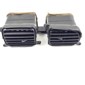 Sp6716 Subaru 2000 Legacy Gt Center Dash A/c Heater Vent P/n