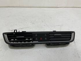 5h0925200r Volkswagen Trucks 2024 Atlas Dash Air Conditioning Heater A/c Vent With Hazard Switches