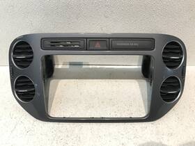 5n0858071e Volkswagen Trucks 17 Vw Tiguan Center Air Conditioning Heater Dash Vent Radio Surround
