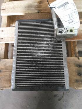 R8928006 Volvo 2436998 Replaces Vnl 2016 Heater Or Air Conditioner Parts 3694661