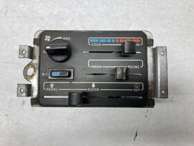 904022129 Volvo Wah Heater A/c Temperature Controls - Used P/n