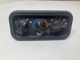 Rd-3-15308-1 Western Star Trucks 4700 Heater A/c Temperature Controls - Used P/n Rd3153081