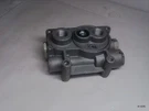 1980-2024 Bendix TP-5 Tractor Protection Valve 065193 802938 Nos. Fixed Price $350.34.