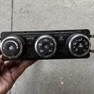 2015 Peterbilt 579 Climate Control Q2160322241H (718-11305). Fixed Price $500.00.