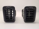 2000-2006 Gmc Yukon Rh Right Dash Vents X2. Fixed Price $78.64.