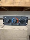 Volvo/mack 20992943 Hvac Control Module Temperature Panel. Fixed Price $184.68.