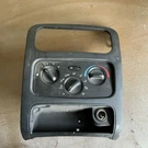 2002-2007 Jeep Liberty Heater Ac Climate Temp Controls Oem P55037533AB. Fixed Price $50.00.